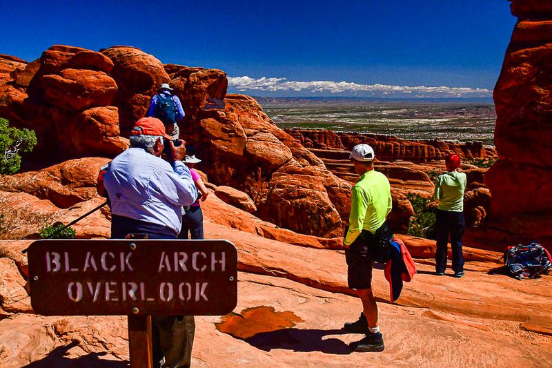 Pretty sure this is Black Arch Overlook - Utah19-2-0888