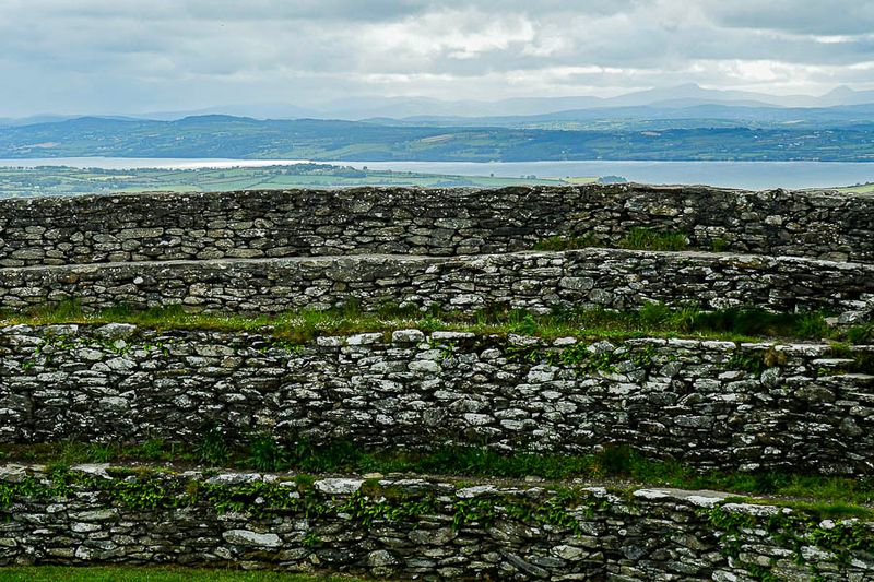 06 12 The ring fort Grianan of Aileach and view 5010