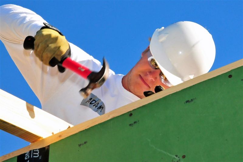 Student volunteer HH16 7207