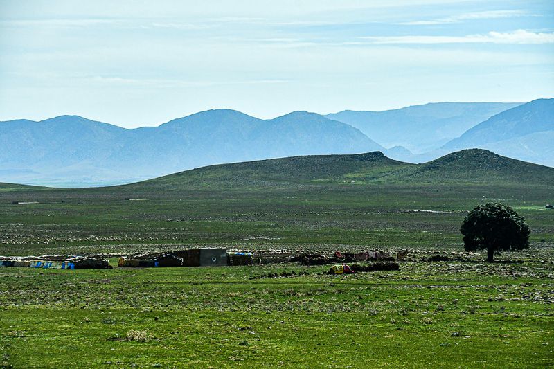 04 02 Herders' encampment on the High plains of the Atlas Mountains Moroc-3789