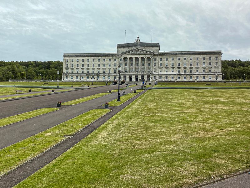 06 14 Northern Ireland Assemby Parliament buildings on Stormont Estate i0898