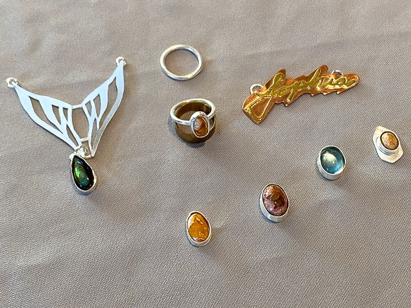 07 01 Jewelry making i1573