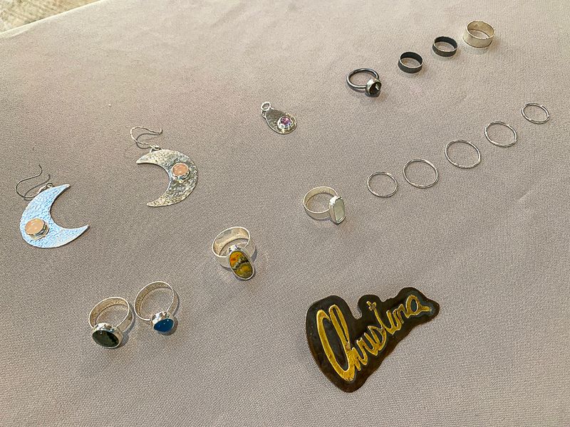 07 01 Jewelry making i1574