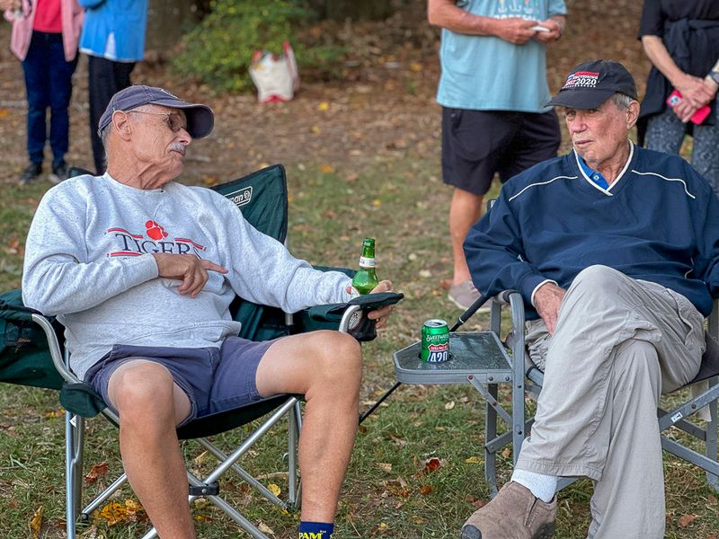 10 26 Olden farten - Arnie and Steve iE1514