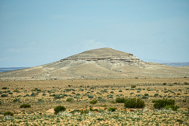 04 02 Another curious eroded hill Moroc-4033