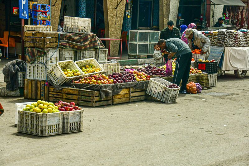 04 02 Shopping produce Moroc-4070
