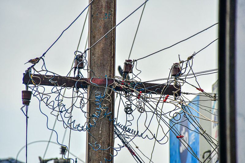 09 04 A lot of pilfered electricity India-2-2446