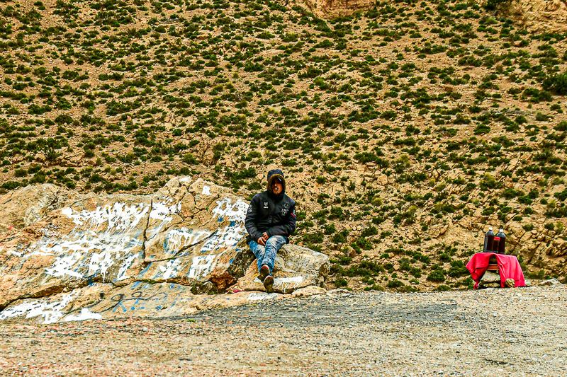 04 02 Road-side vendor Moroc-4149