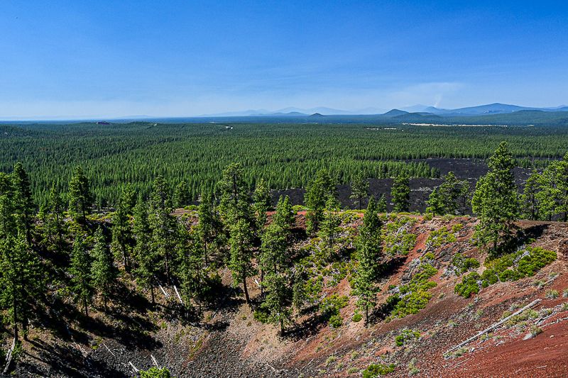 07 19 Lava Butte caldera 7881
