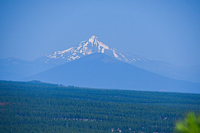 07 19 Mt. Jeffersonn from Lava Butte 7896
