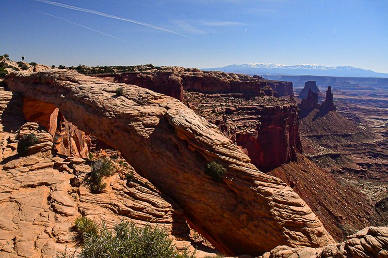 05 03 Mesa Arch Utah19-2-1399