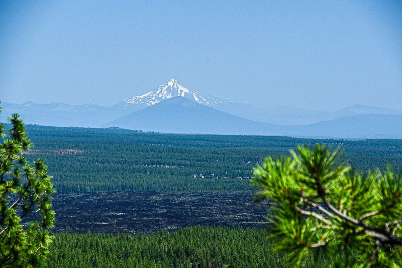 07 19 Mt. Jeffersonn from Lava Butte 7897