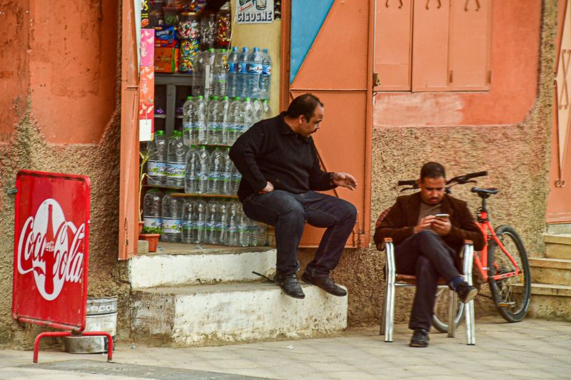 04 02 Keep talking, I'm listening... Moroc-4317