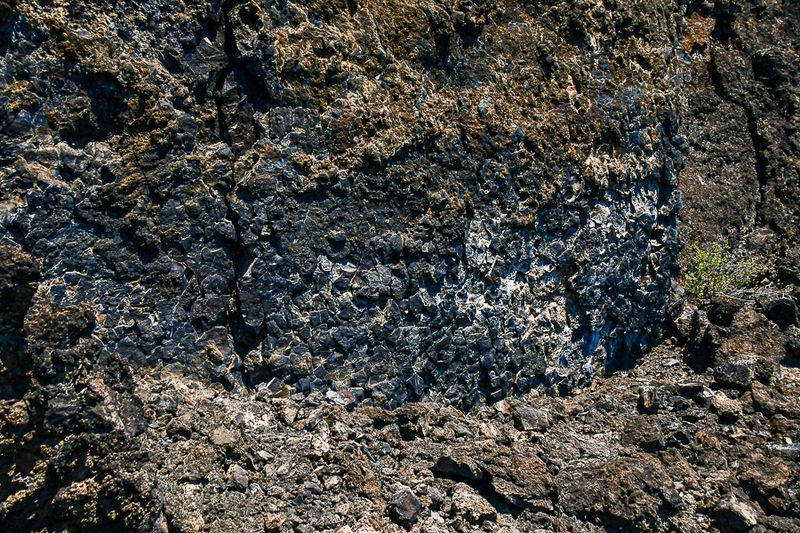 07 19 Cubic basalt 7962