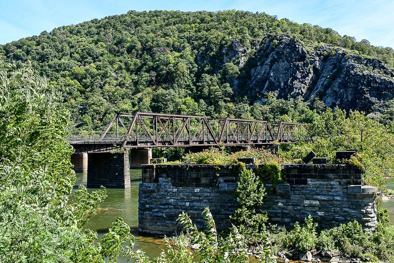 09 03 Maryland Heights from Harper's Ferry 9382