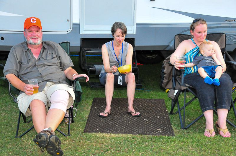 2014 08 23 Three generations 9846