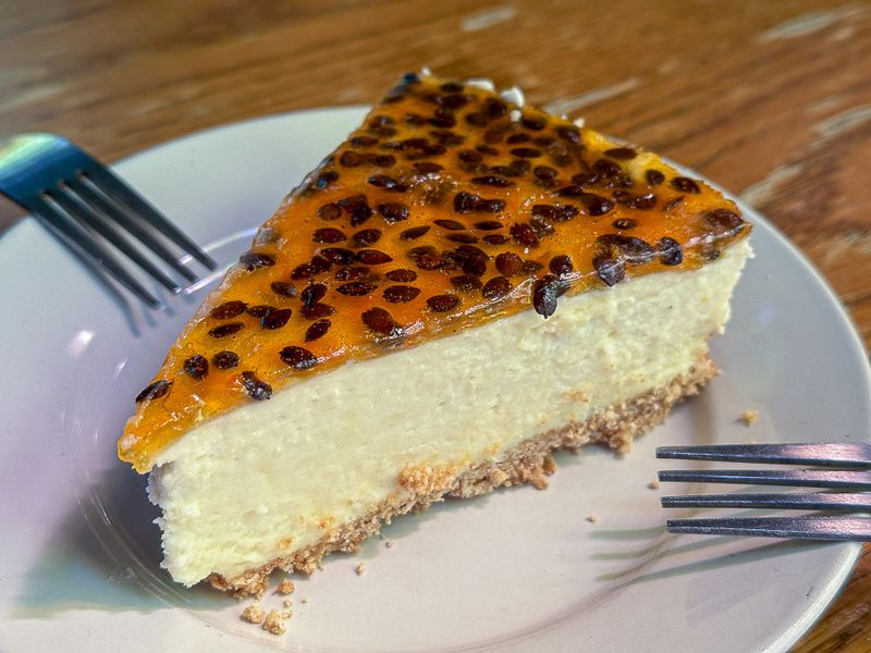 09 02 Amazing guava cheesecake i0163