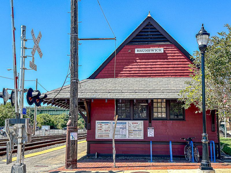 09 02 Brunswick, MD train station i0176