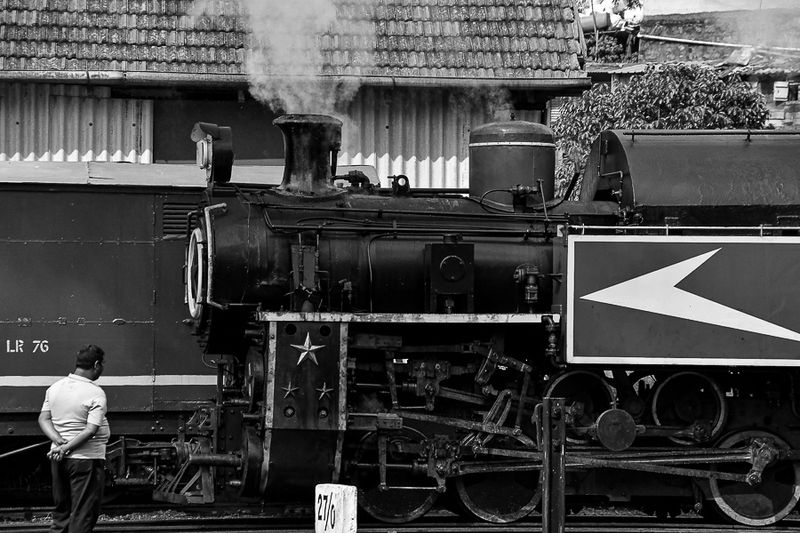 09 05 Gettng under way India-2-2835-2