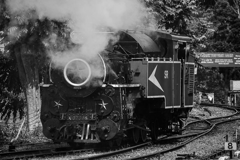 09 05 Steam engine backing India-2-2838-2