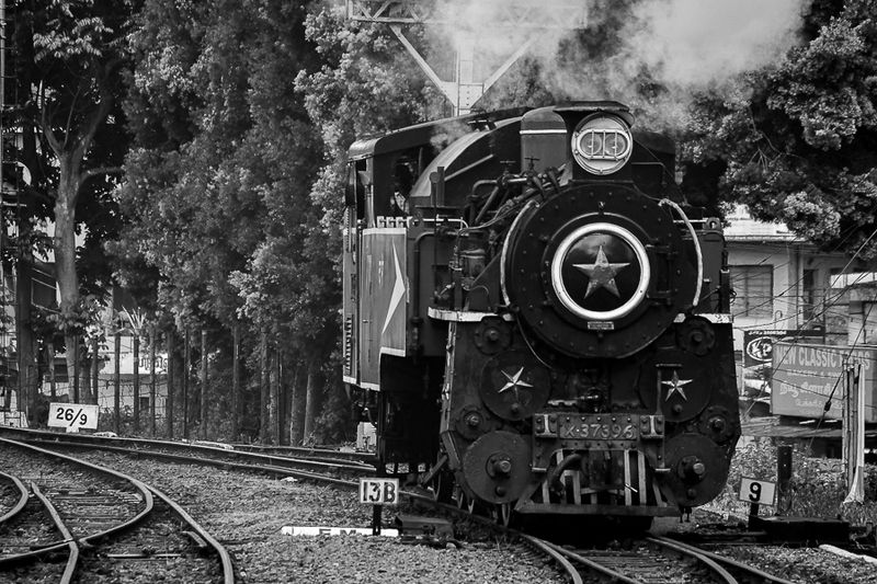 2017 09 05 Steam engine coming our way India-2-2845-2