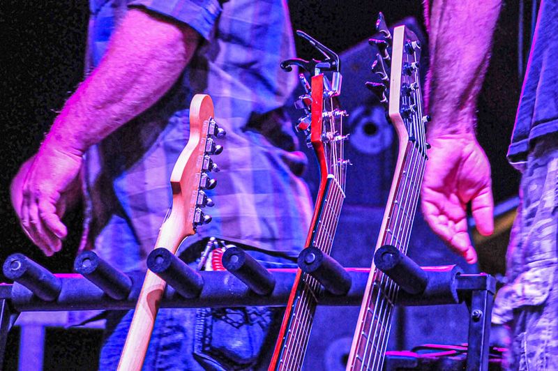 2014 08 23 Three guitars 9923
