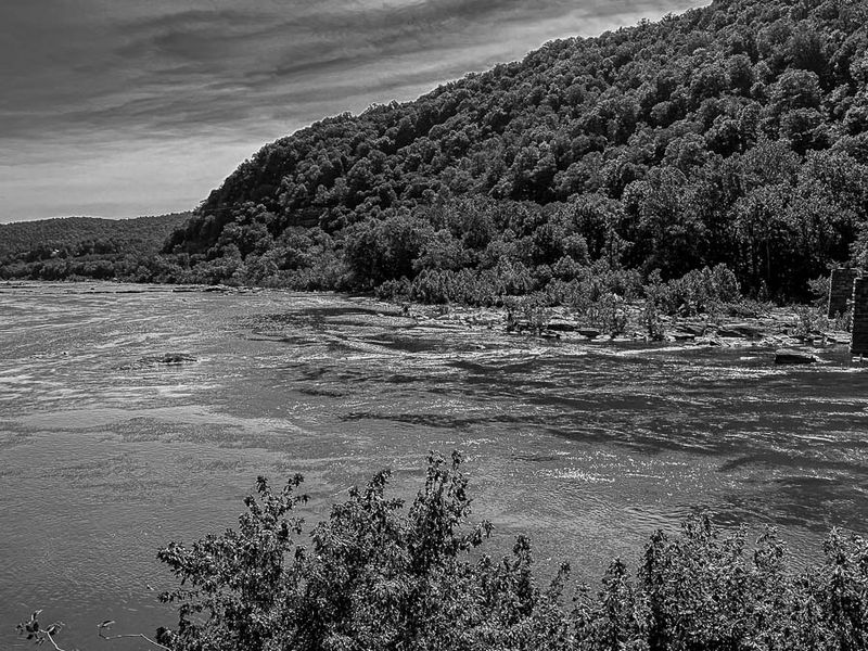 2024 09 03 Shenandoah River joing the Potoma River at Harper's Ferry i8886-2