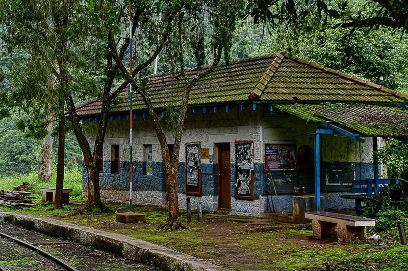 09 05 Runneymede Station India-2-2969