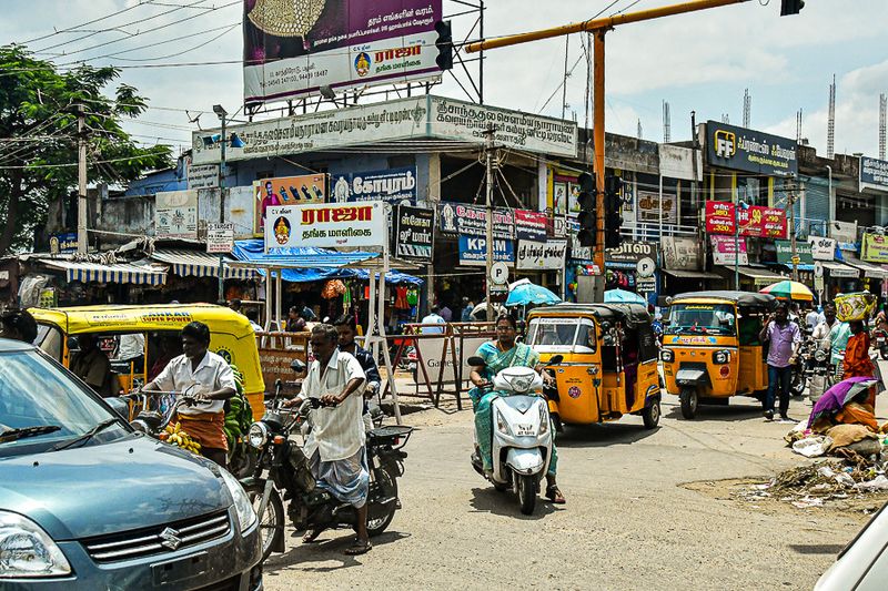 2017 09 06 Busy India-2-3461