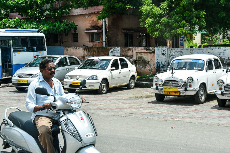 2017 09 06 Car park India-2-3469