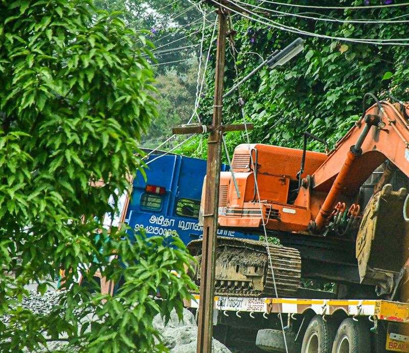 2017 09 06 Slow down India-2-3814