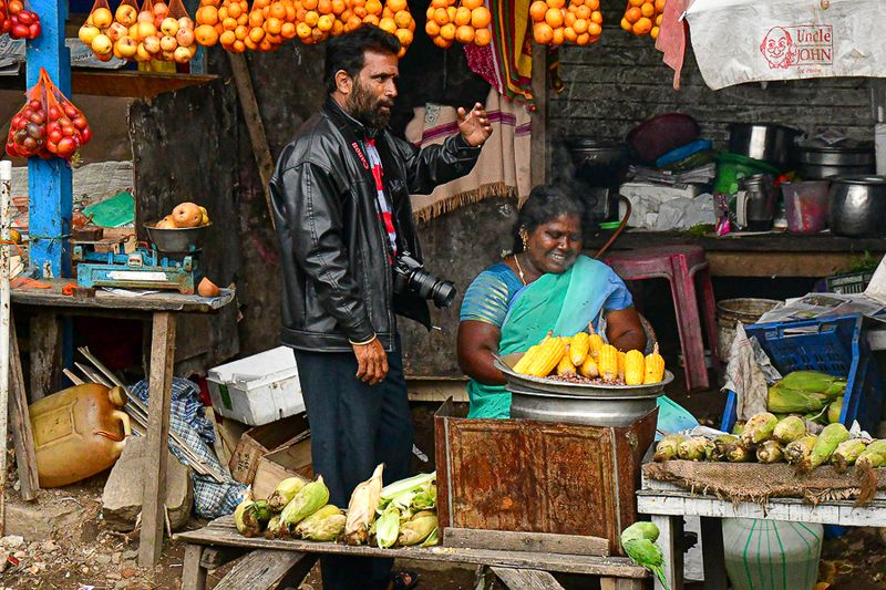 2017 09 06 Preparing sweet corn 3847