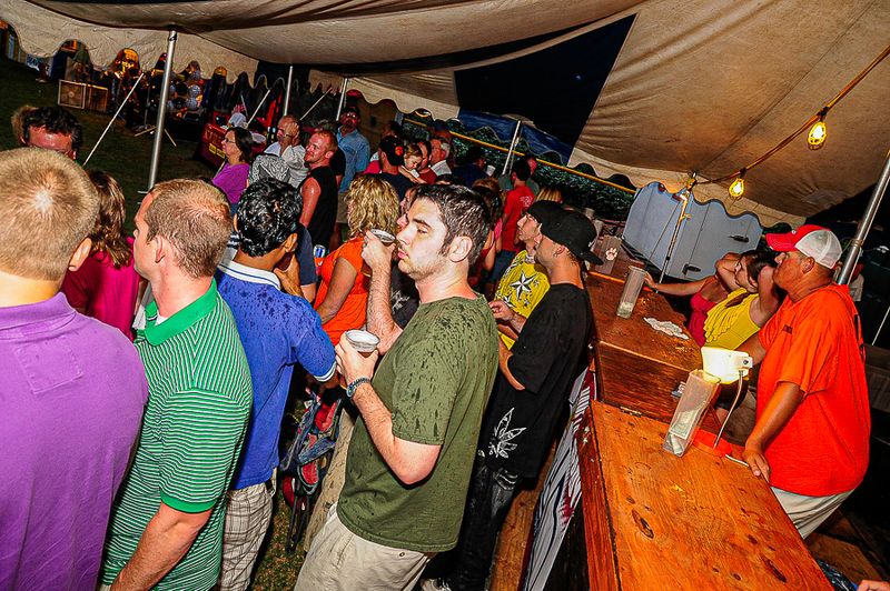 2009 08 20 Shelter from the storm - Spittoono XXIX 9300