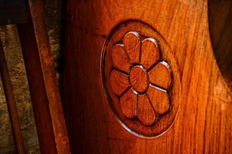 2017 09 07 Chapel pew detail - 'Kodai' India-2-4082-2