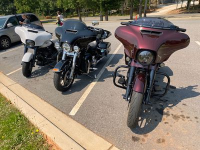 06-19 HARLEYS i7532