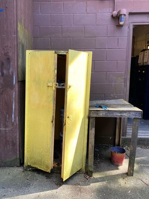07-01 Cabinet i8482