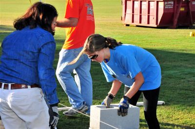 Student volunteer HH16 6735