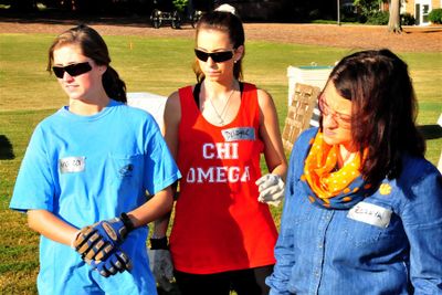 Student volunteers HH16 6740