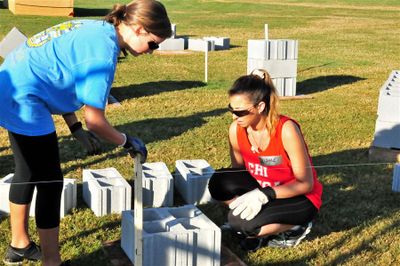 Student volunteers HH16 6750