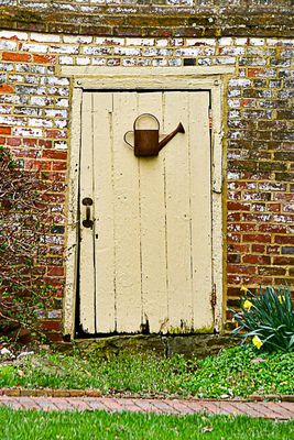 2024 03 28 Garden door 0291cr