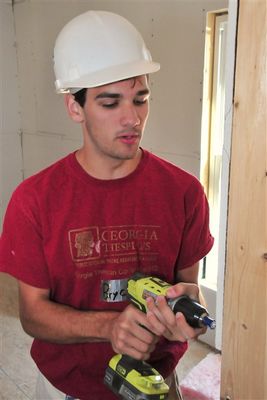 Student volunteer HH16 7355