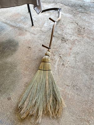 07 01 Broom making i1561