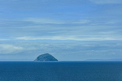 06 14 Island off the western coast 5158