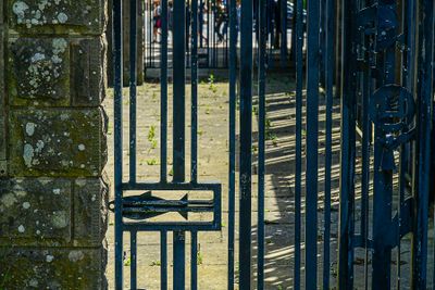 06 15 Gated 5195
