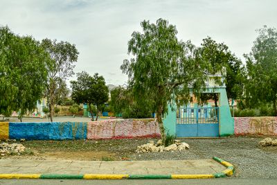 04 02 Maybe couldnt decide on the color to use Moroc-4189