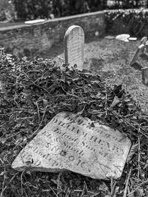 09 04 Harper Cemetery i0351-2