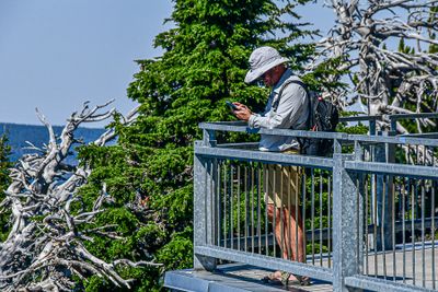 2024 07 19 Scott looking for a signal 8091