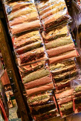 2017 09 07 Spices in the market - Kodai India-2-4061