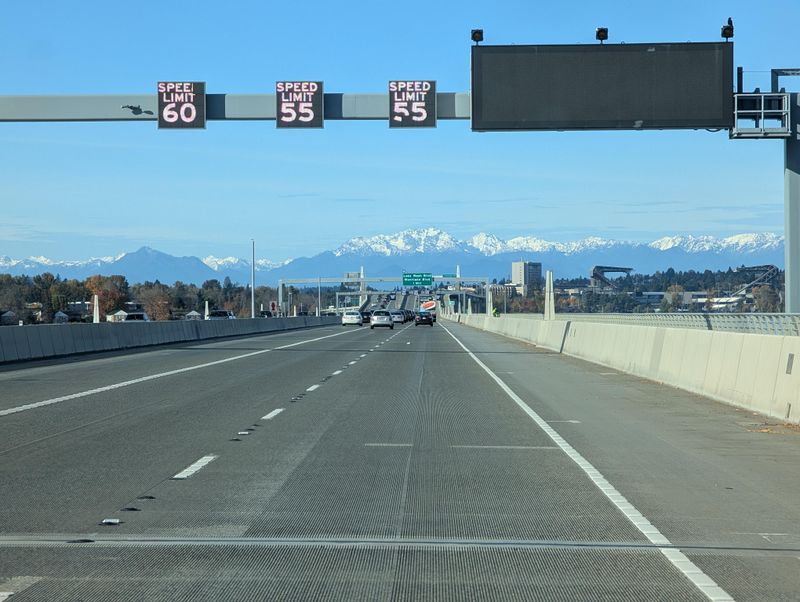 Route 520 toward Seattle and Olympic mountains