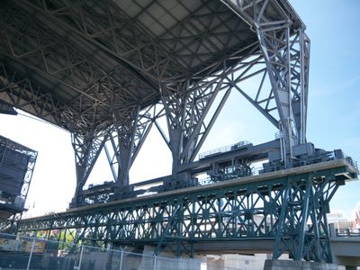 Safeco Field roof supports
